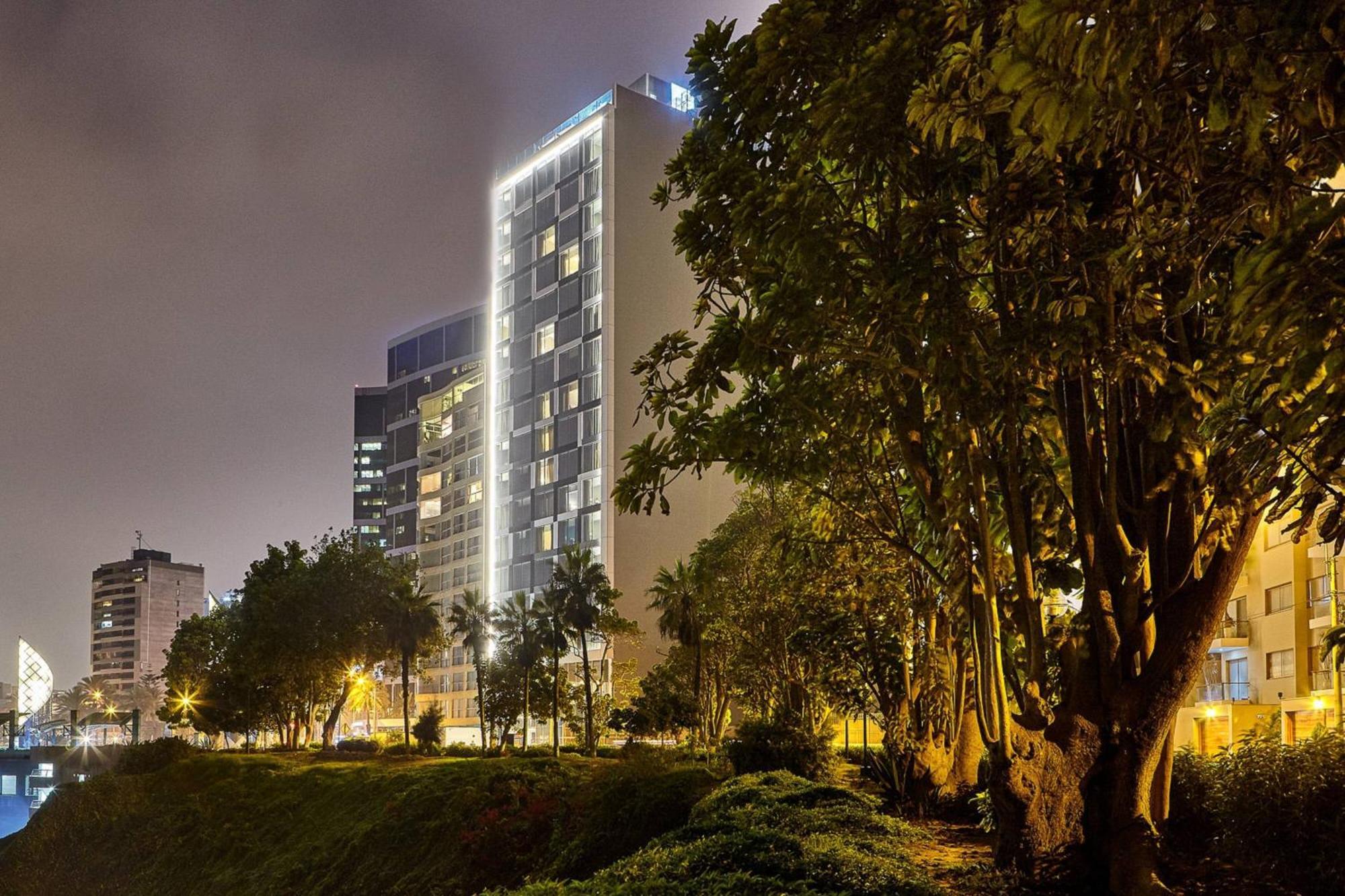 Ac Hotel By Marriott Lima Miraflores Exterior photo