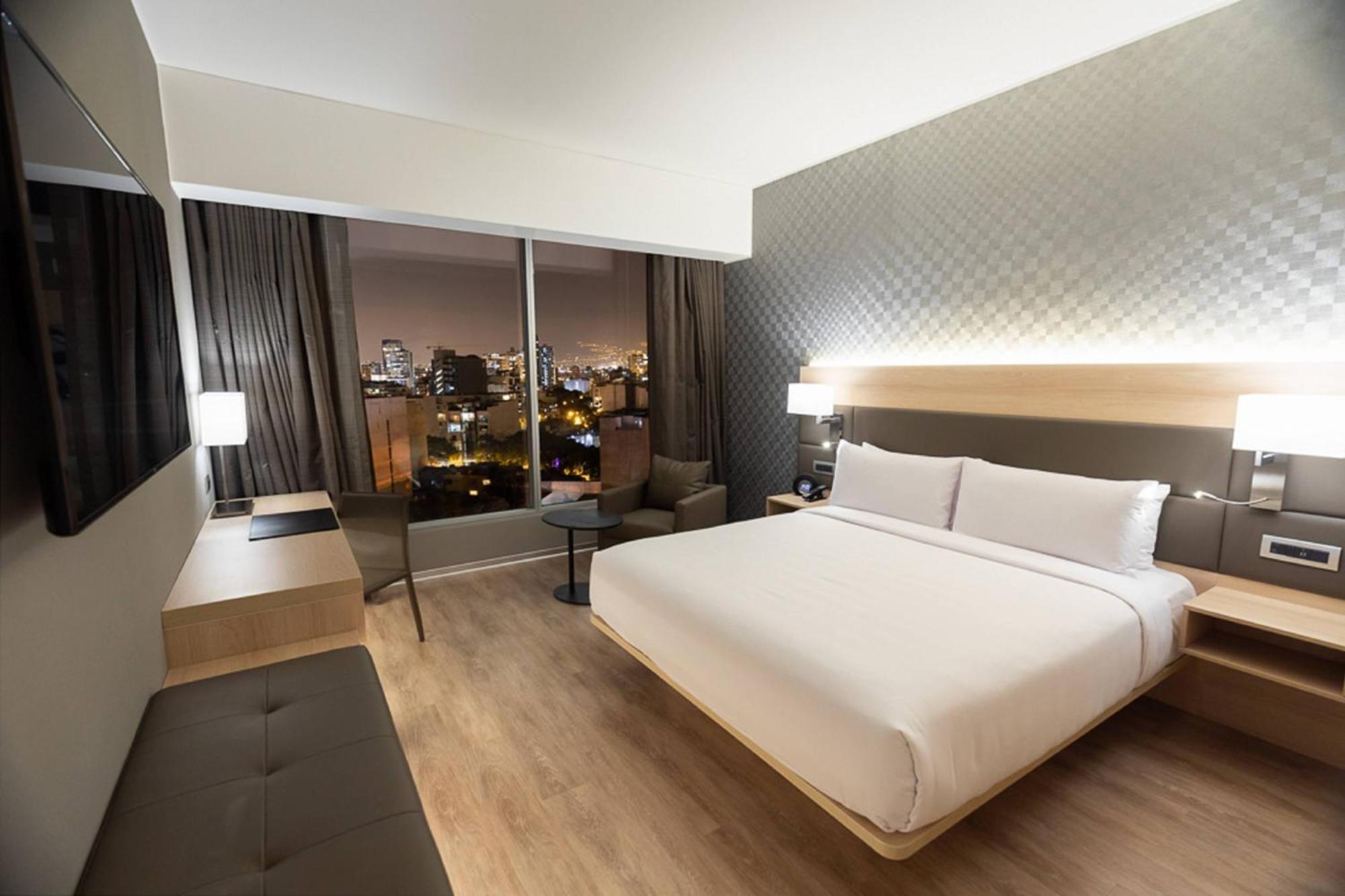 Ac Hotel By Marriott Lima Miraflores Exterior photo