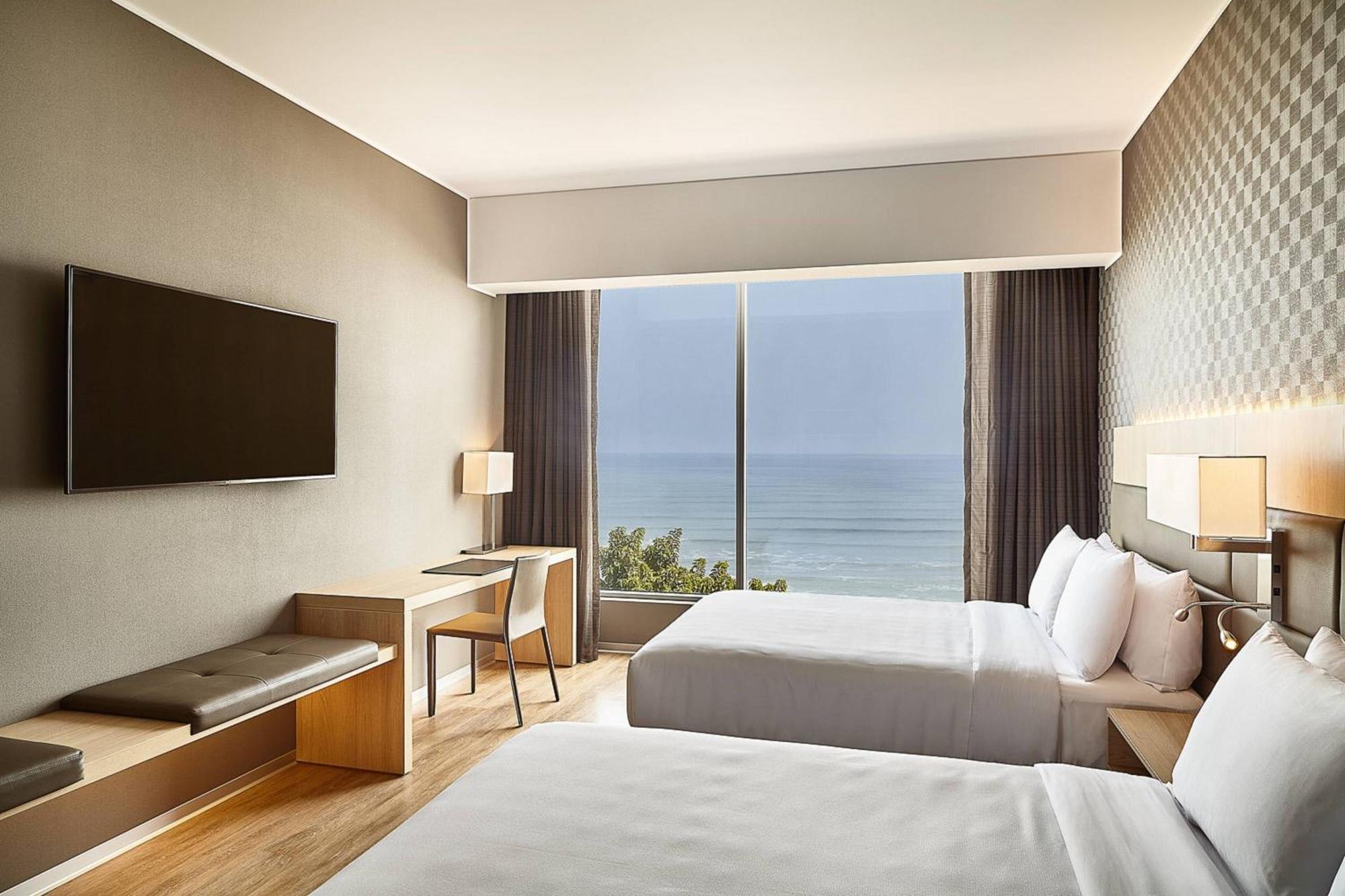 Ac Hotel By Marriott Lima Miraflores Exterior photo